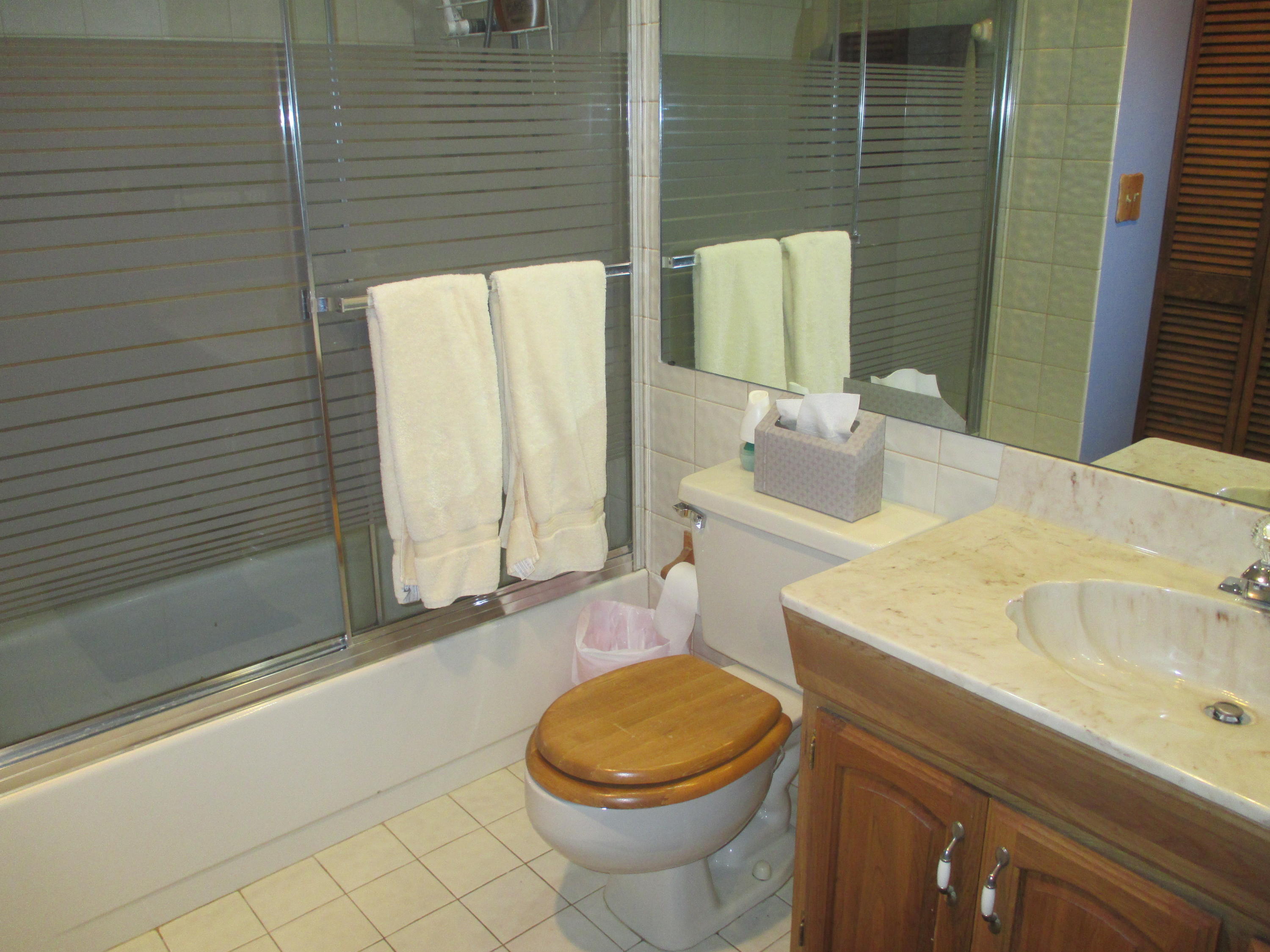 4880 Northwest 4th Avenue Boca Raton, FL 33431 - Photo 50 of 62 GUEST BATHROOM