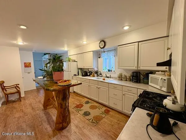 $330,000 | 11 West Mission Avenue, Kellogg, ID 83837
