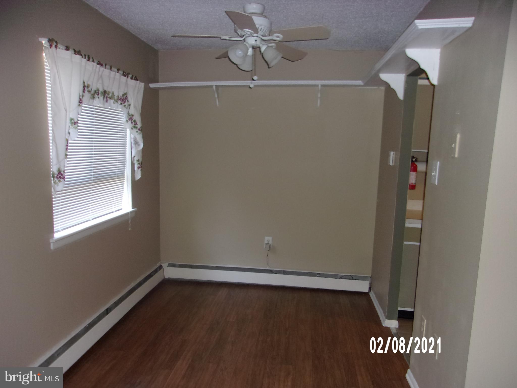 280 Bridgewater Road, Unit B16 Brookhaven, PA 19015 - Photo 13 of 33 Dining room