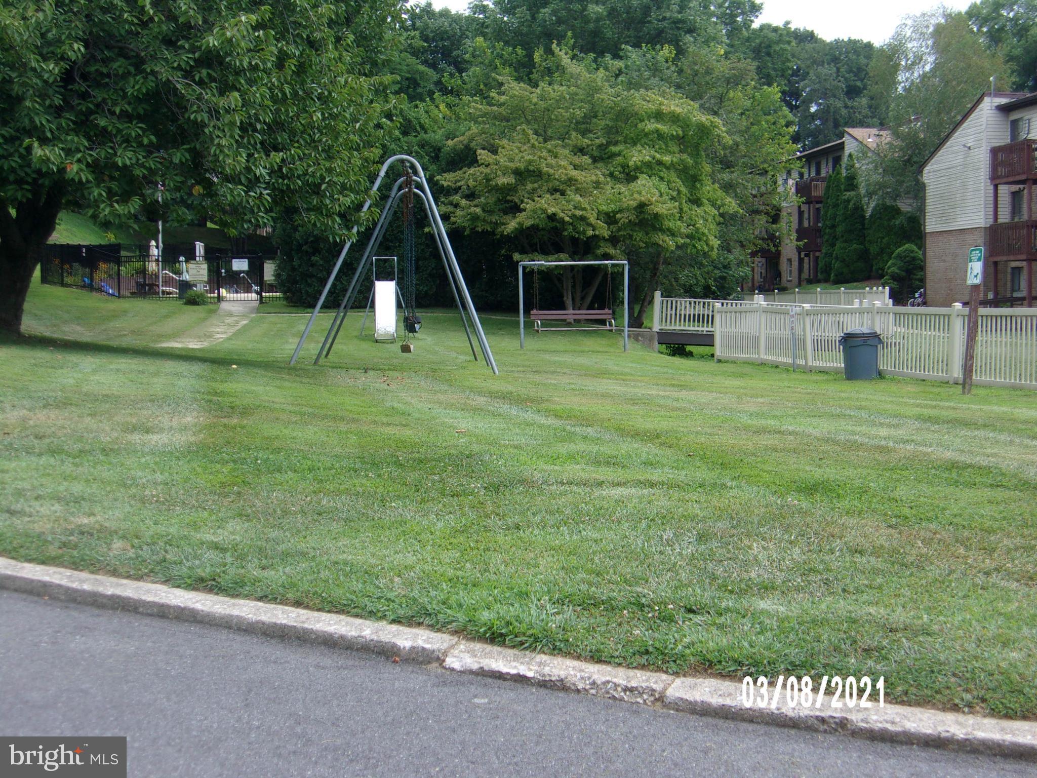 280 Bridgewater Road, Unit B16 Brookhaven, PA 19015 - Photo 26 of 33 Play area