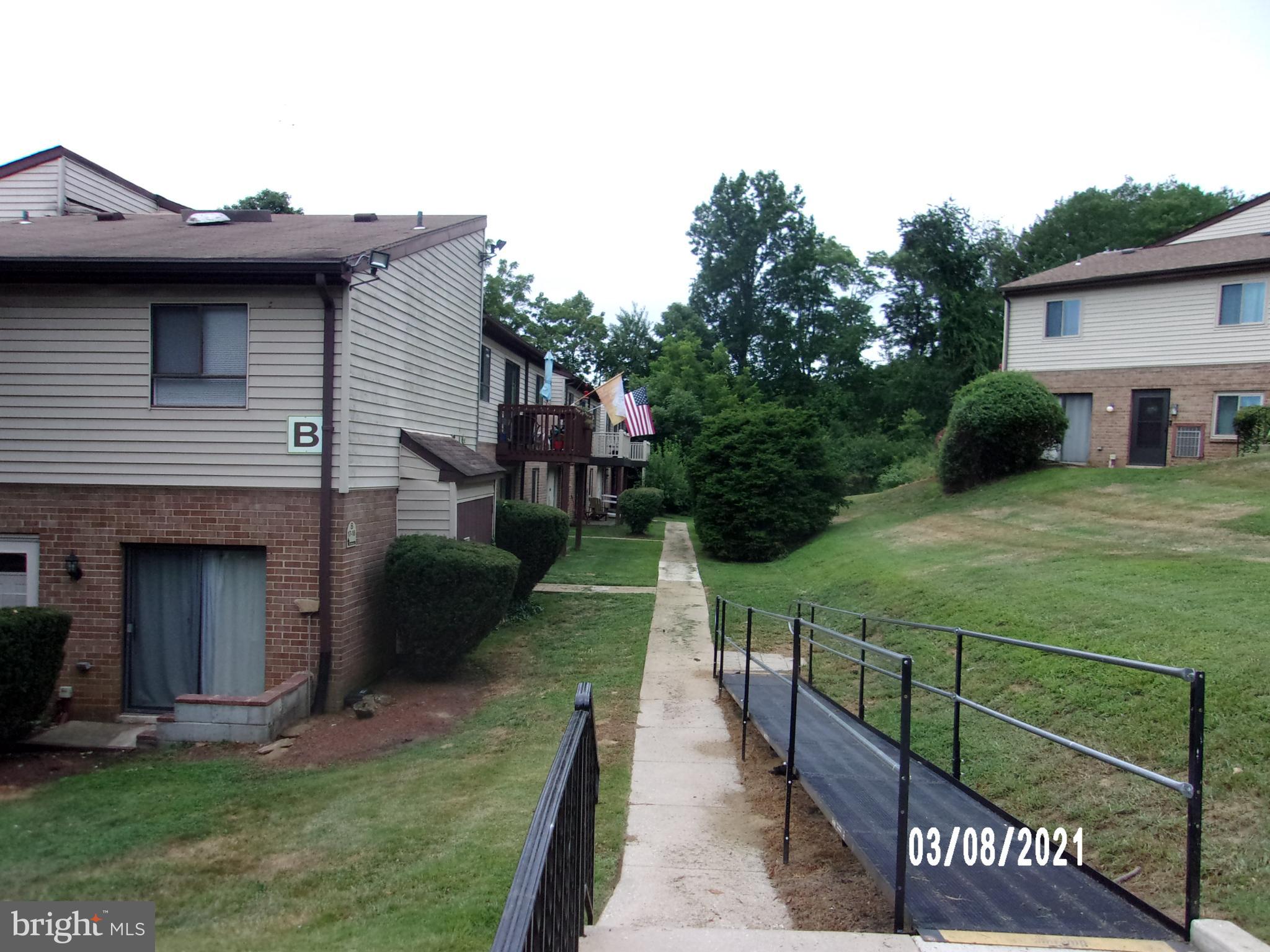 280 Bridgewater Road, Unit B16 Brookhaven, PA 19015 - Photo 6 of 33 Walkway