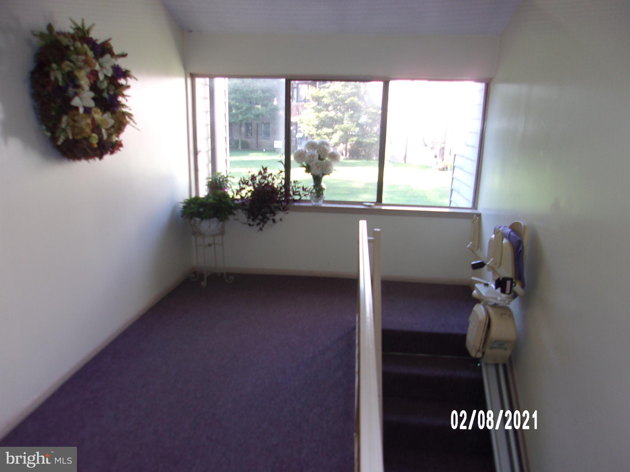 280 Bridgewater Road, Unit B16 Brookhaven, PA 19015 - Photo 7 of 33 2nd floor outside hall