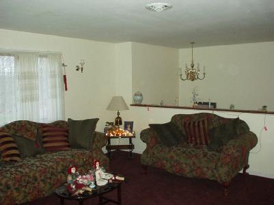 4265 Mountain Road Slatington, PA 18080 - Photo 3 of 10 Family room