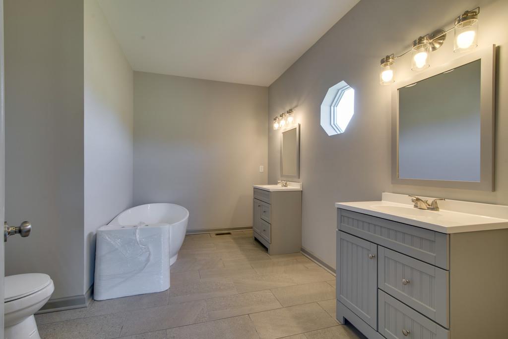 136 Blue Moon Road Dickson, TN 37055 - Photo 15 of 22 Gallery Image 15