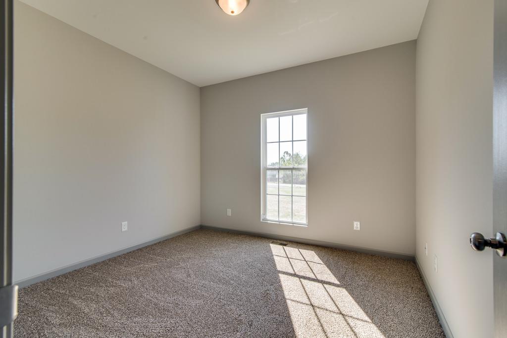 136 Blue Moon Road Dickson, TN 37055 - Photo 20 of 22 Gallery Image 20