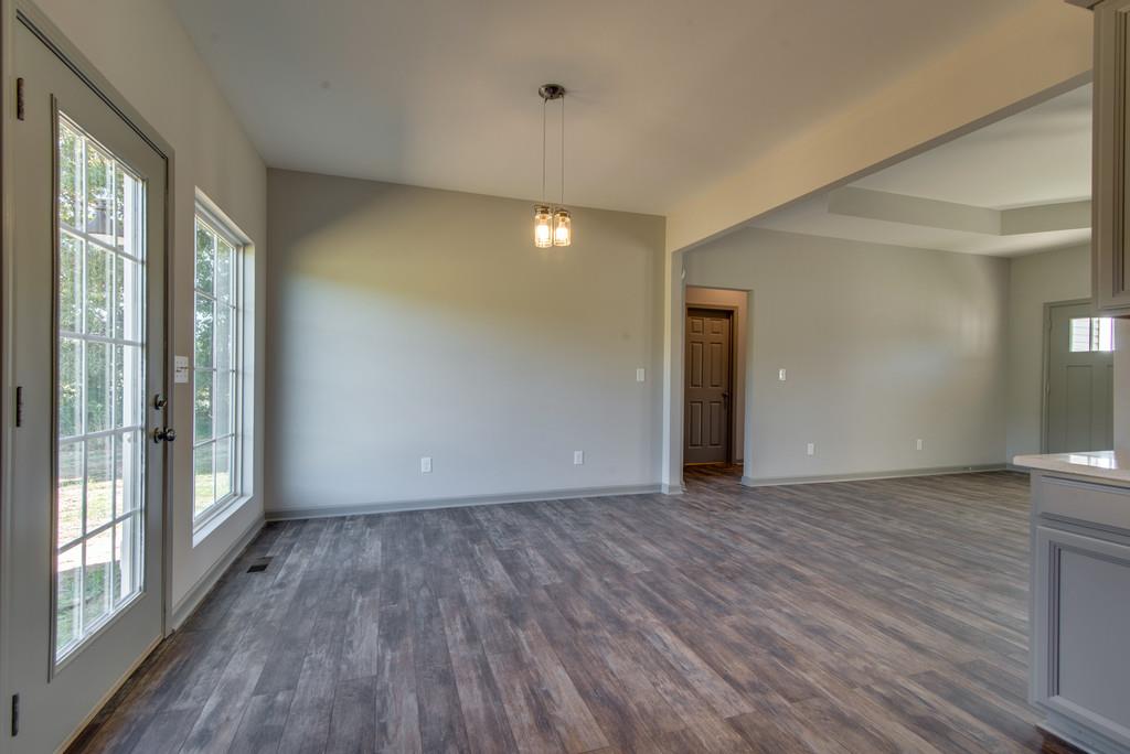136 Blue Moon Road Dickson, TN 37055 - Photo 7 of 22 Gallery Image 7