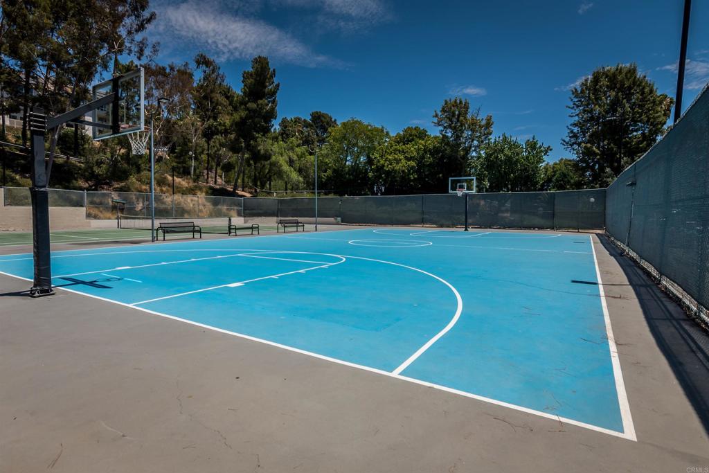 6111 Rancho Mission Road, Unit 106 San Diego, CA 92108 - Photo 19 of 21 basketball court