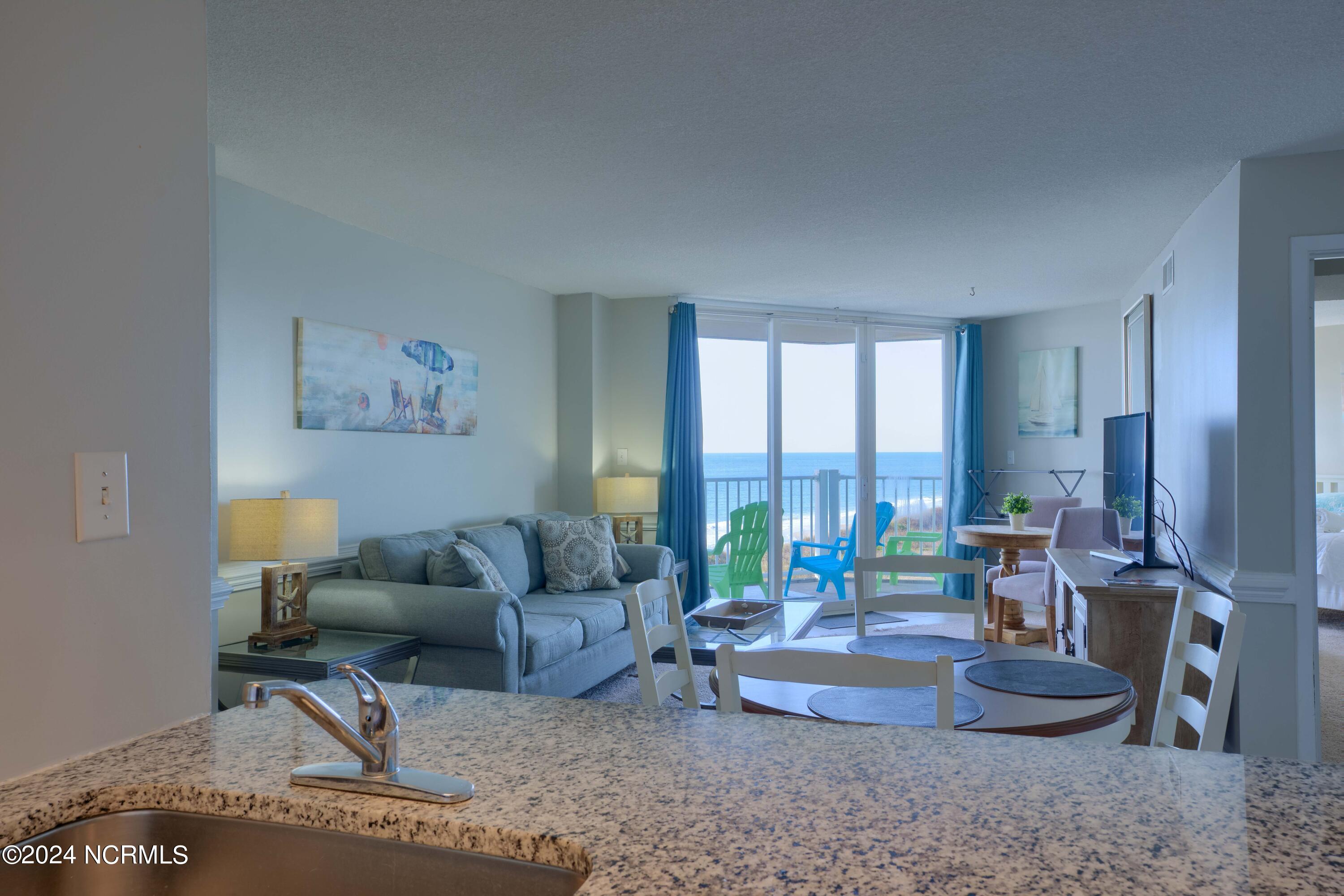 2000 New River Inlet Road, Unit 1305 North Topsail Beach, NC 28460 - Photo 4 of 21 1305 St Regis - Interiors_10