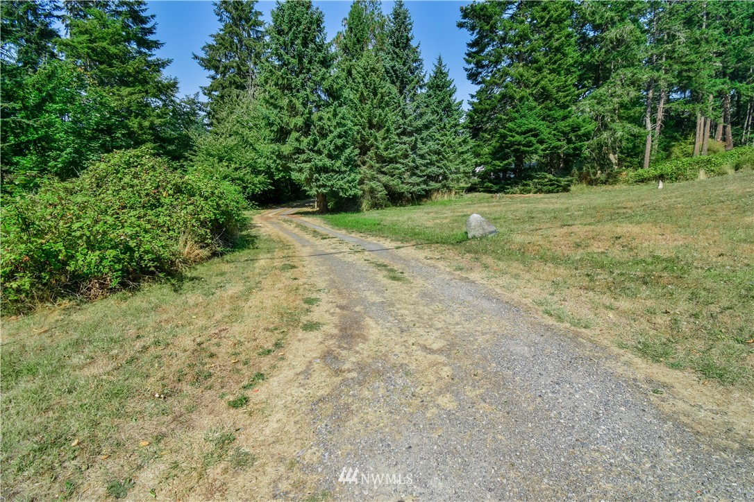 945 East Crescent Harbor Road Oak Harbor, WA 98277 - Photo 30 of 32 Gallery Image 30