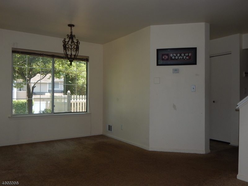 9 Pendleton Court Bedminster, NJ 07921 - Photo 4 of 17