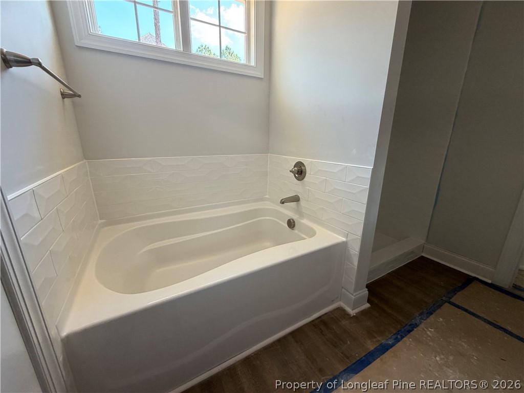 930 Rhum Drive Fayetteville, NC 28311 - Photo 27 of 49 a bathroom with a bathtub