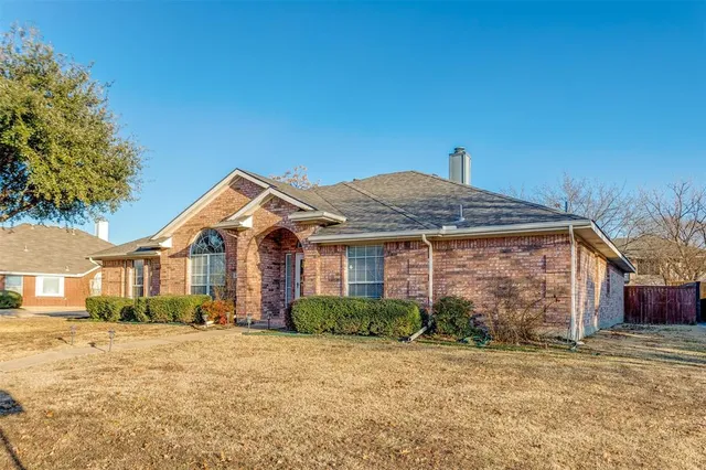 $588,000 | 308 Glen Ridge Drive, Murphy, TX 75094