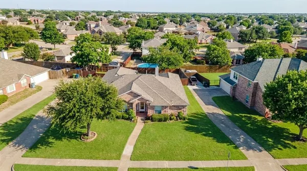 $588,000 | 308 Glen Ridge Drive, Murphy, TX 75094