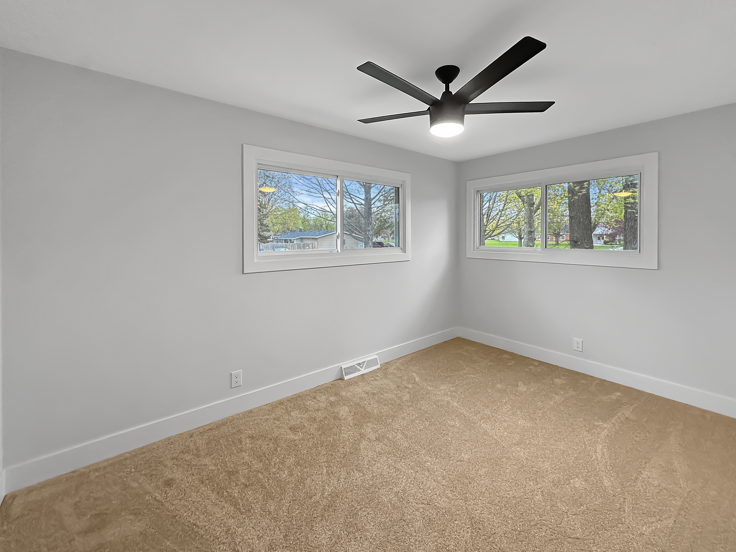 32 Scarsdale Road Montgomery, IL 60538 - Photo 11 of 14 Gallery Image 11