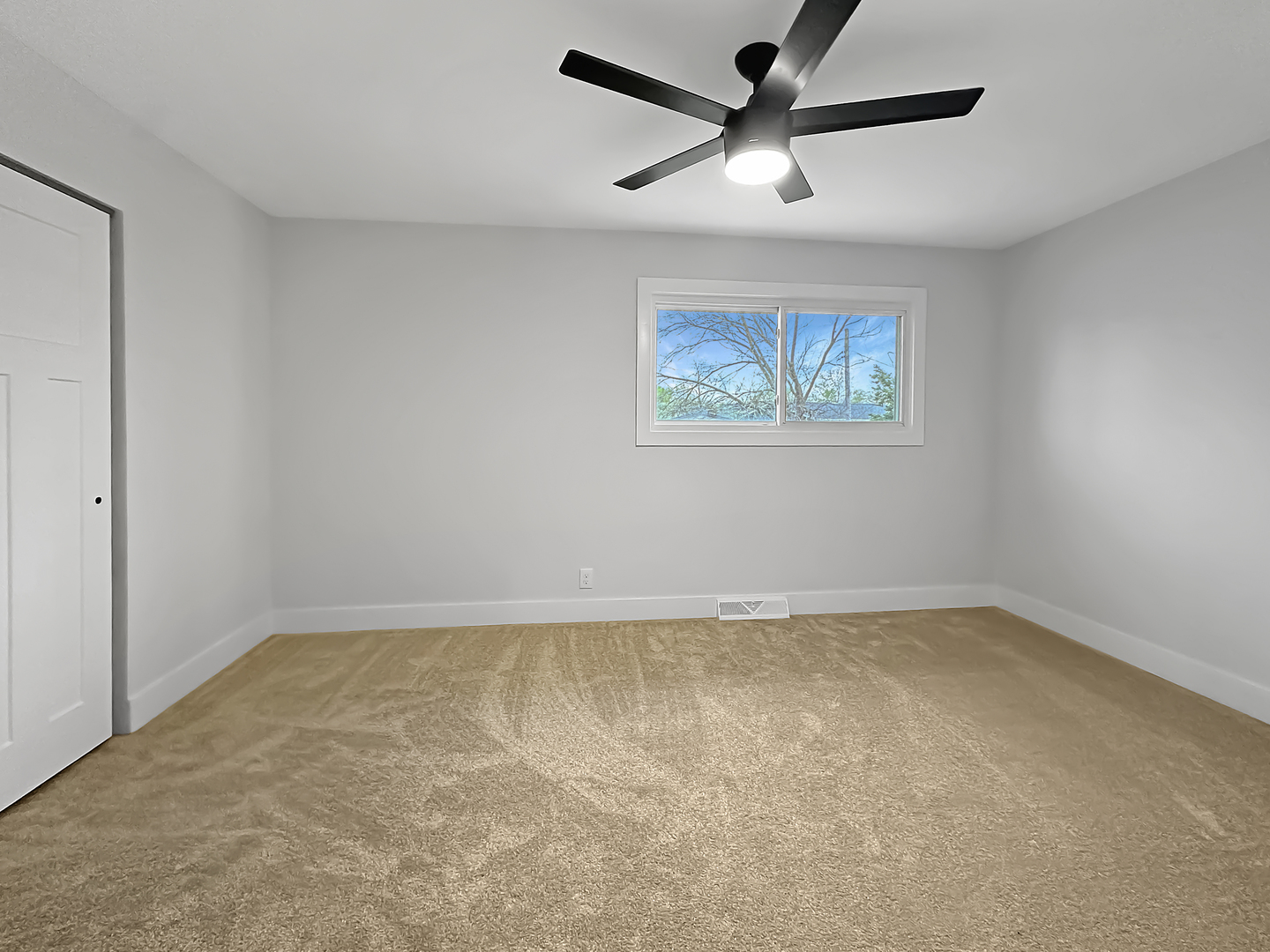 32 Scarsdale Road Montgomery, IL 60538 - Photo 12 of 14 Gallery Image 12