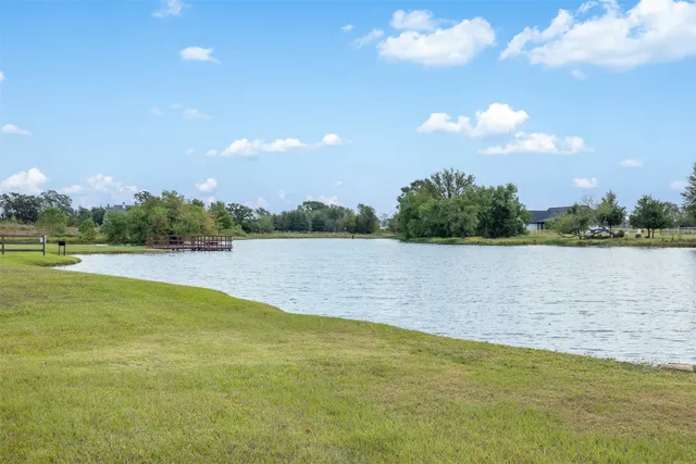 $1,299,990 | 10343 Henley Cove, Iola, TX 77861