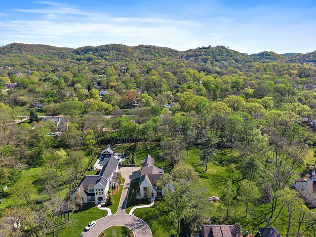 $3,000,000 | 1027 B Battery Lane, Nashville, TN 37220