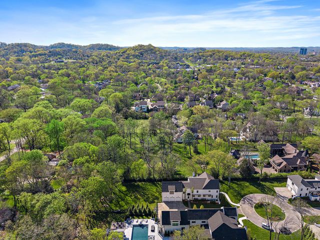 $3,000,000 | 1027 B Battery Lane, Nashville, TN 37220