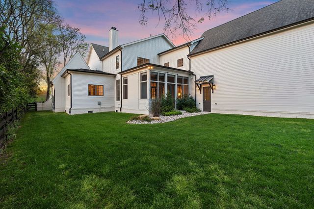 $3,000,000 | 1027 B Battery Lane, Nashville, TN 37220