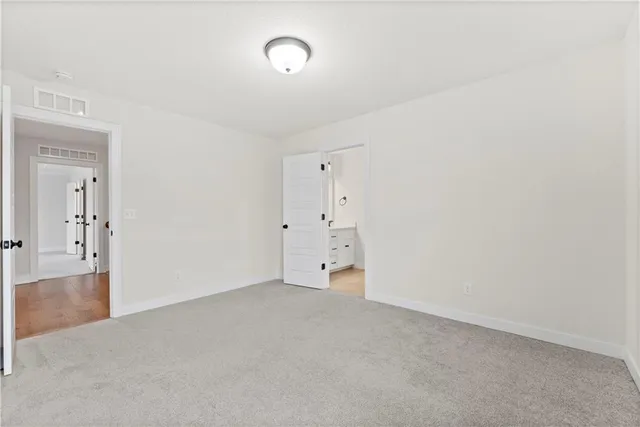 $725,000 | 334 Northwest Ambersham Drive, Lee's Summit, MO 64081