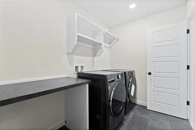 $725,000 | 334 Northwest Ambersham Drive, Lee's Summit, MO 64081