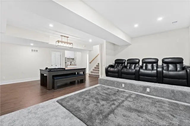 $725,000 | 334 Northwest Ambersham Drive, Lee's Summit, MO 64081