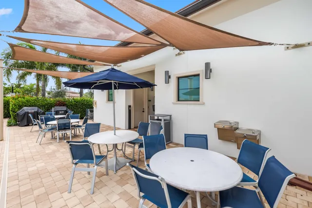 $550,000 | 4990 Navali Drive, Lake Worth, FL 33467