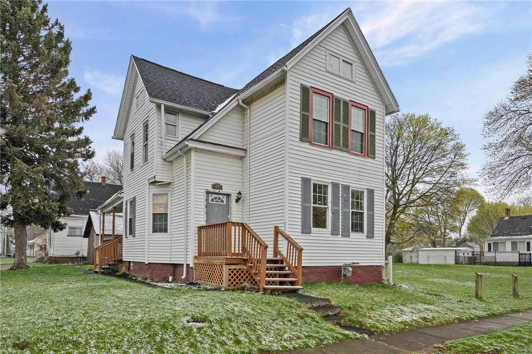 33 Laforce Street Rochester, NY 14621 - Photo 2 of 27