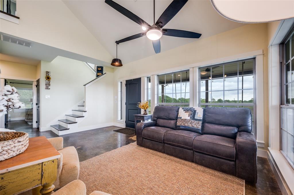 1458 Jim Harry Loop Sunset, TX 76270 - Photo 11 of 40