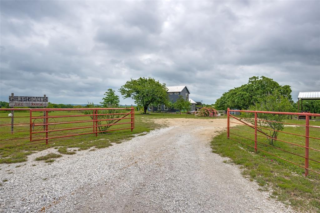 1458 Jim Harry Loop Sunset, TX 76270 - Photo 2 of 40 Welcome Home