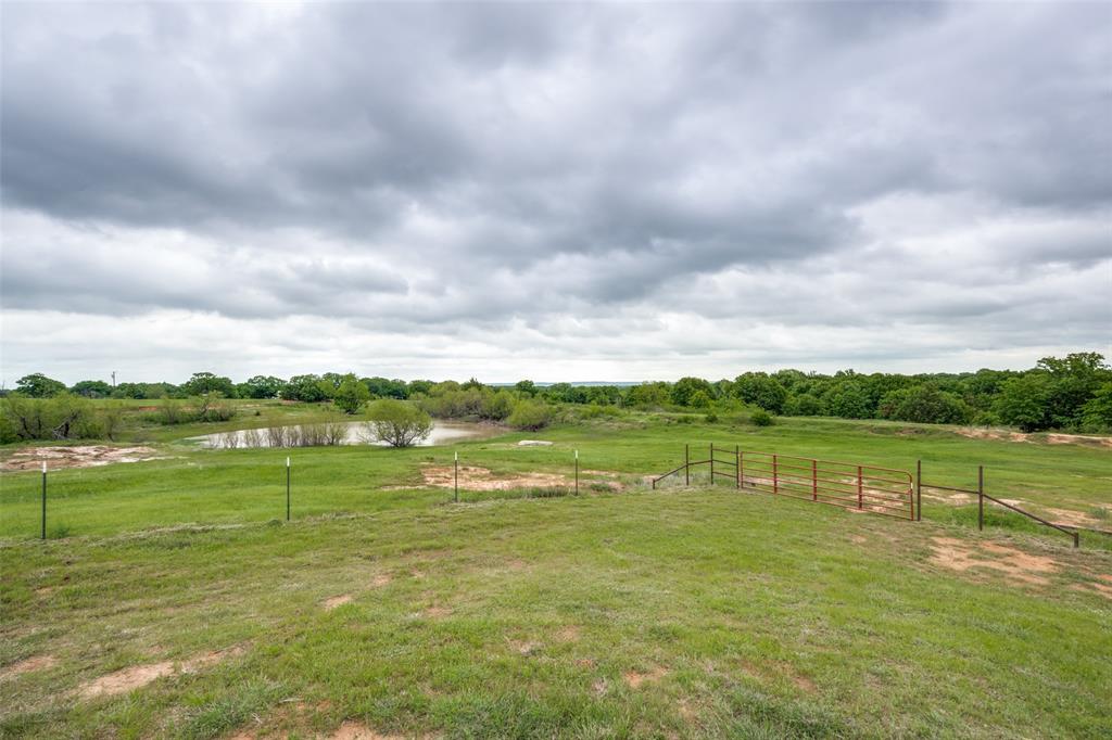 1458 Jim Harry Loop Sunset, TX 76270 - Photo 38 of 40