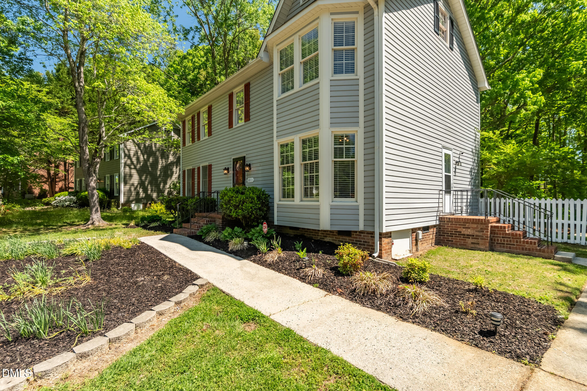 1011 Pineburr Road Jamestown, NC 27282 - Photo 4 of 50 DSC_3011-HDR