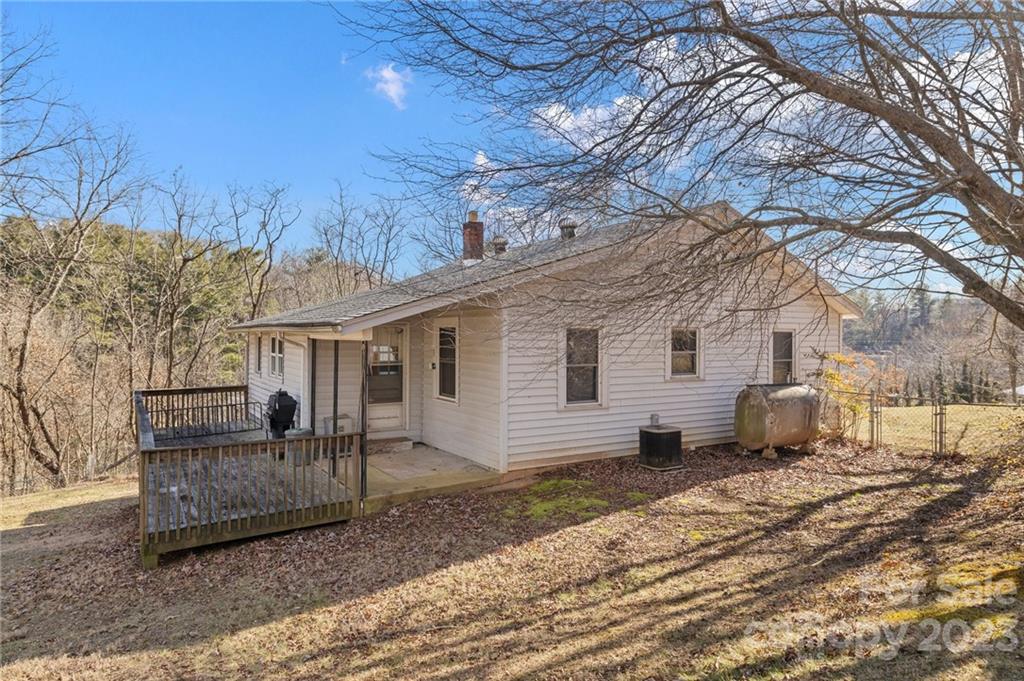 15 Rash Road Asheville, NC 28806 - Photo 7 of 34 Gallery Image 7