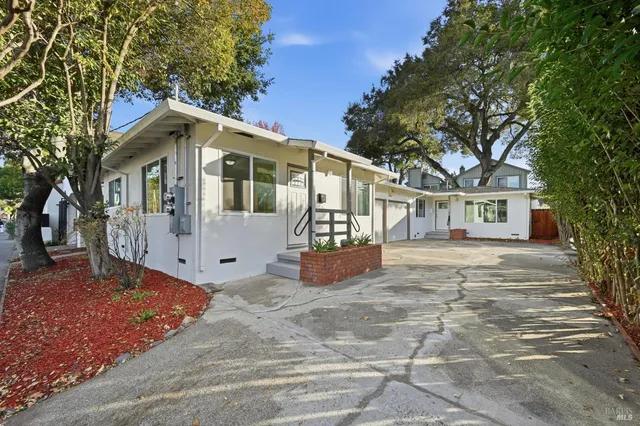 $749,000 | 342 College Avenue, Santa Rosa, CA 95401