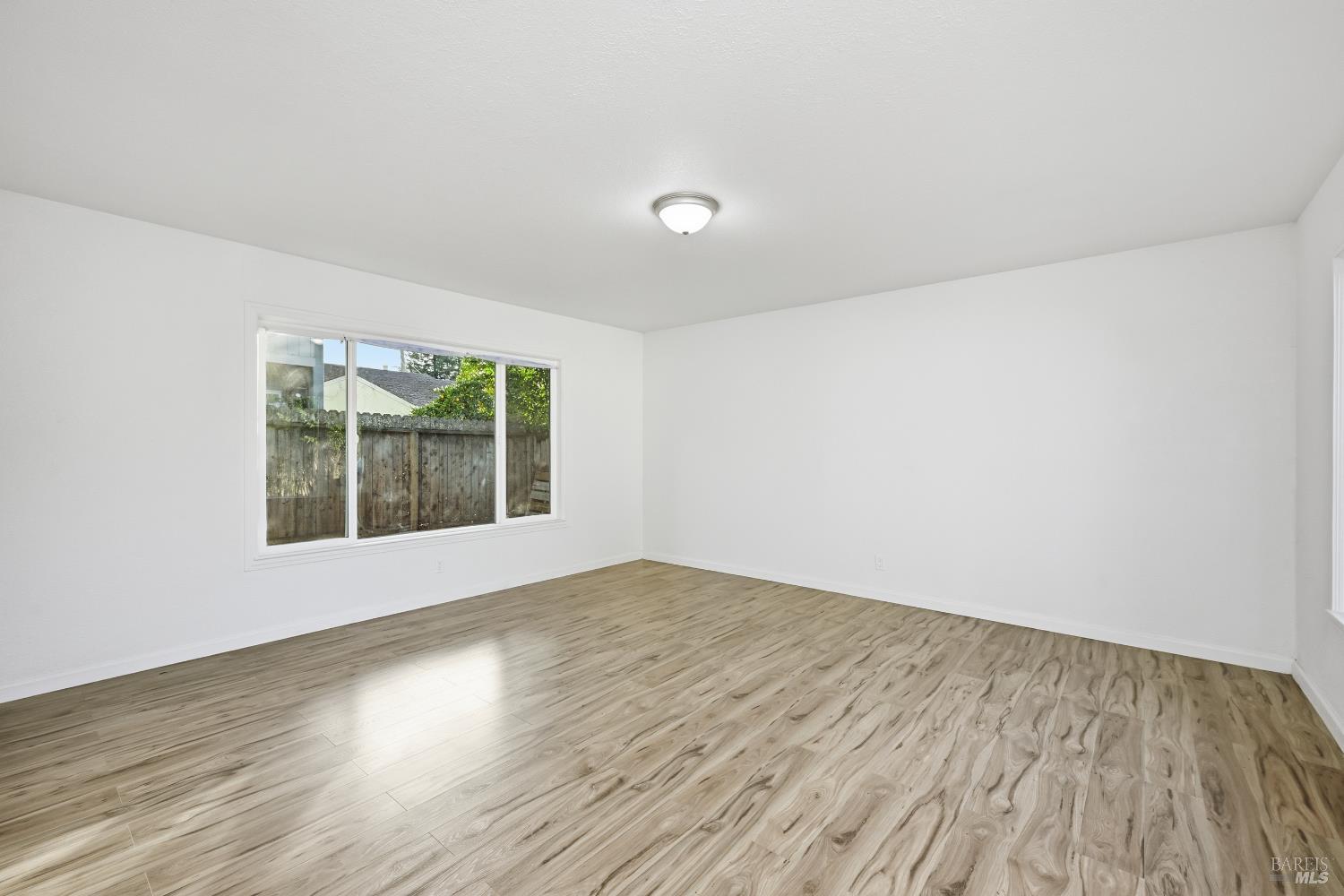 342 College Avenue Santa Rosa, CA 95401 - Photo 9 of 24