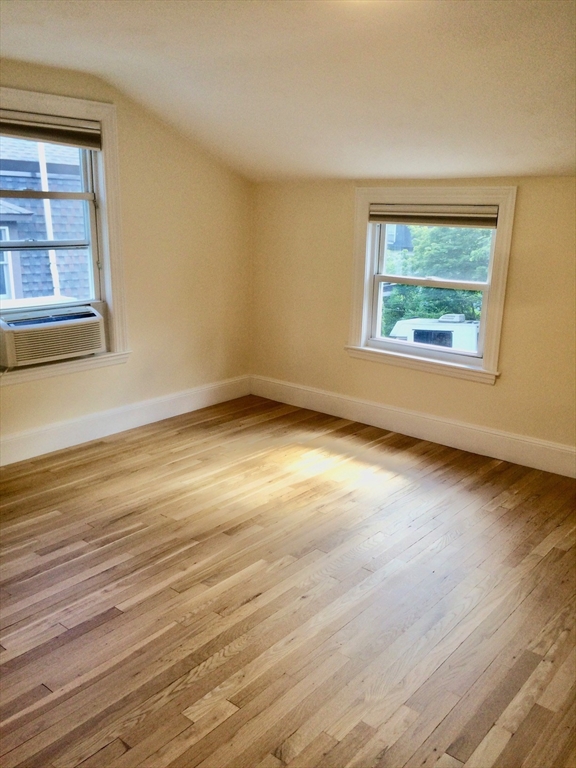 16 Hobbs Road, Unit 1 Medford, MA 02155 - Photo 13 of 22
