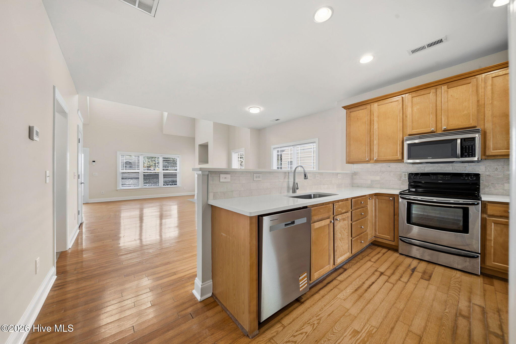 102 Phoebee Court Hampstead, NC 28443 - Photo 26 of 55 26-web-or-mls-GI - 102 Phoebe Ct - Listi