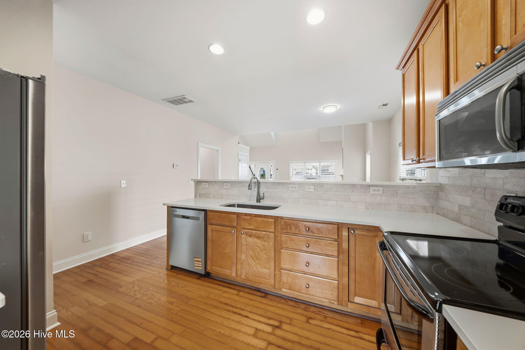 102 Phoebee Court Hampstead, NC 28443 - Photo 27 of 55 27-web-or-mls-GI - 102 Phoebe Ct - Listi