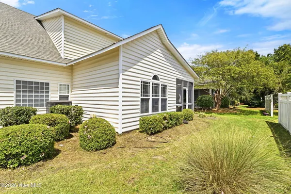 $310,000 | 102 Phoebee Court, Hampstead, NC 28443