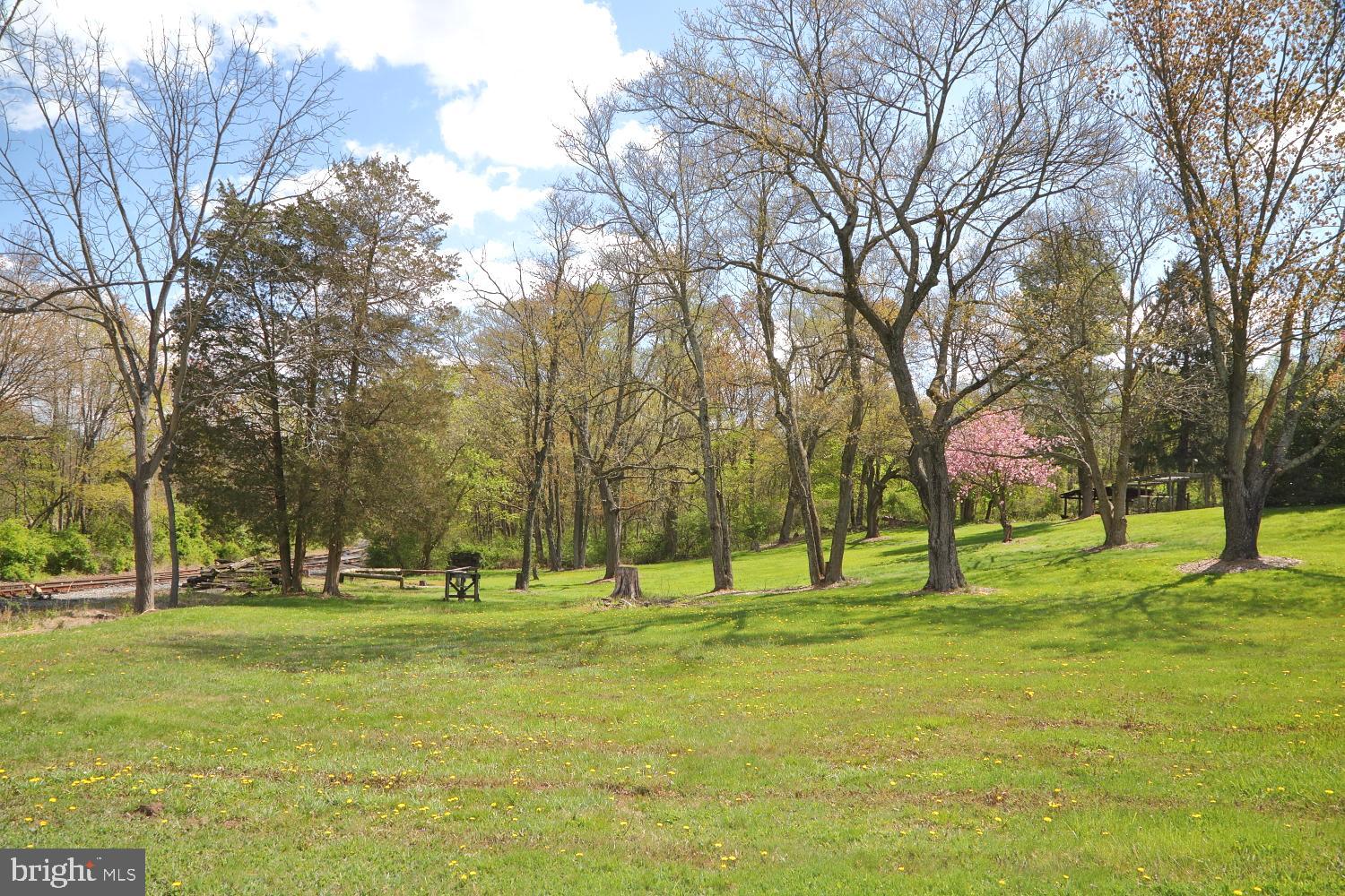 333 Vinemont Road Reading, PA 19608 - Photo 41 of 46
