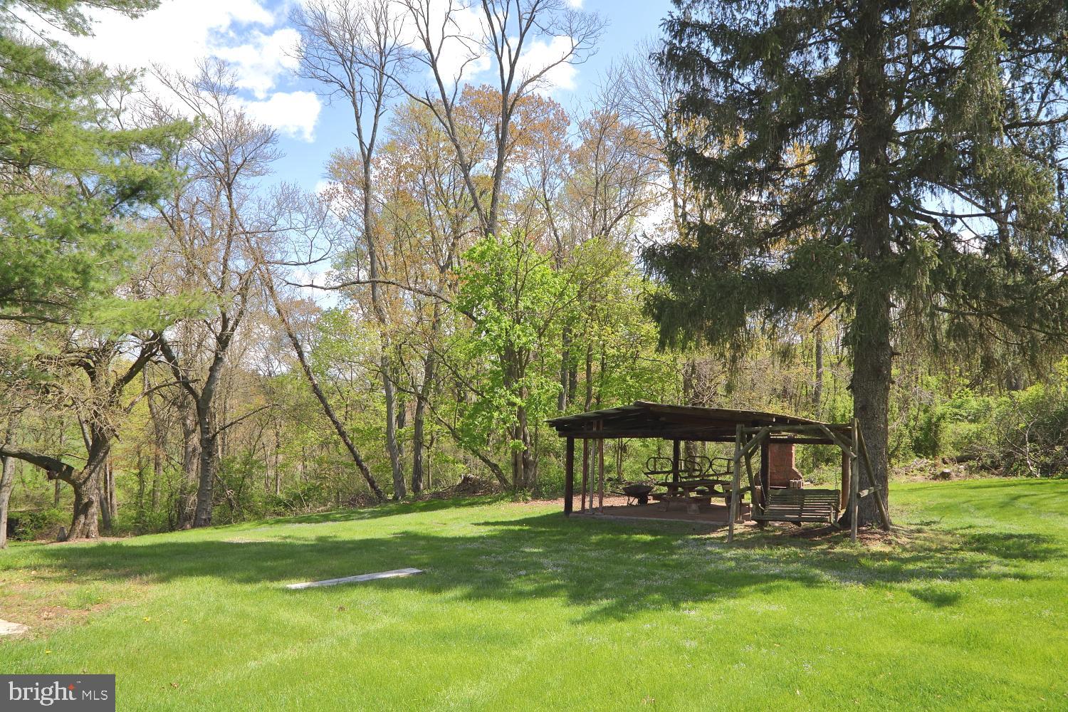 333 Vinemont Road Reading, PA 19608 - Photo 43 of 46