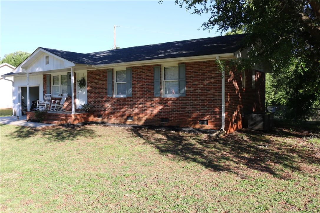 2510 Rolling Green Road Anderson, SC 29621 - Photo 7 of 19