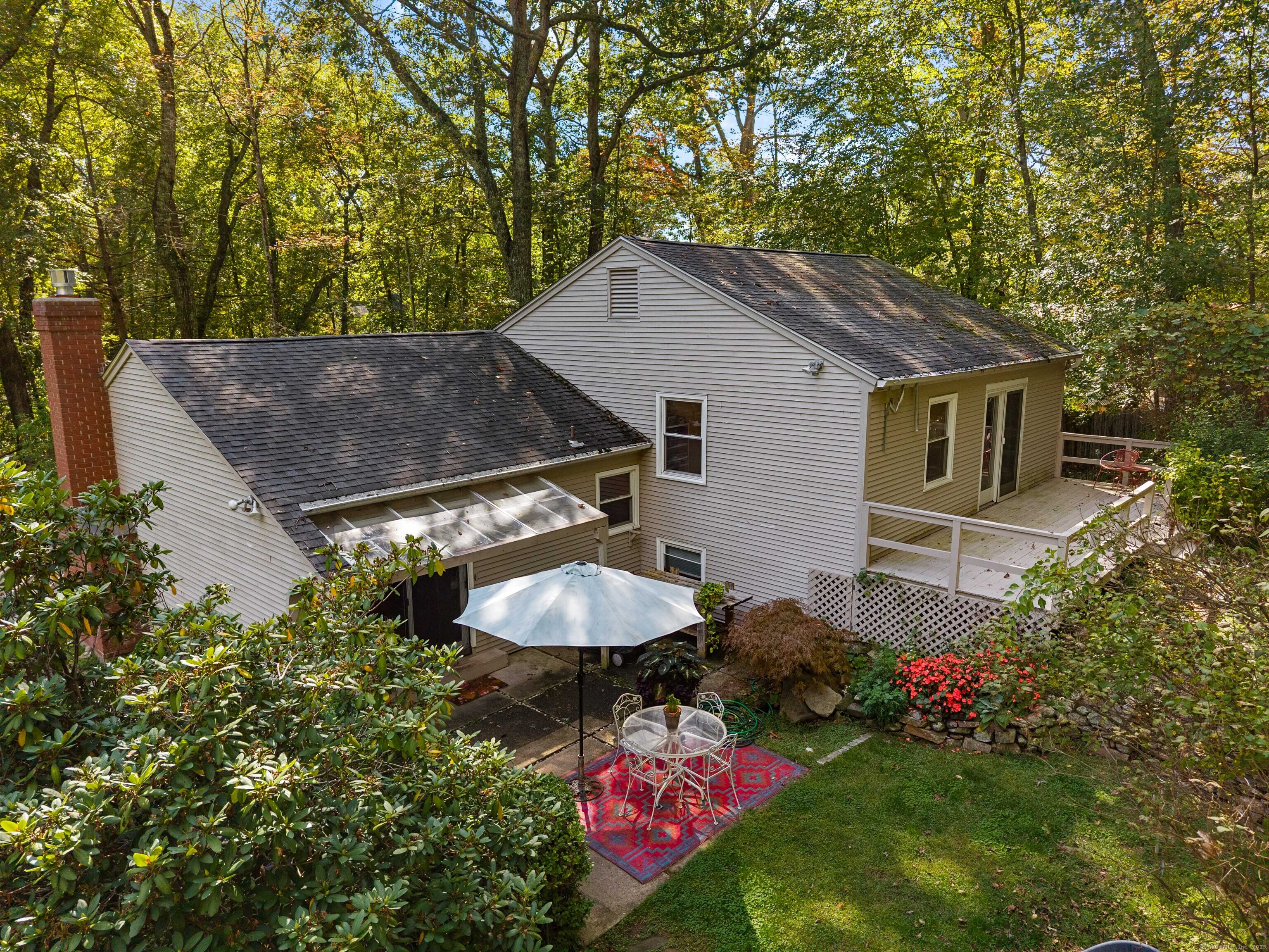 6 Hemlock Hill Road Clinton, CT 06413 - Photo 1 of 1 Welcome to 6 Hemlock Hill Road!