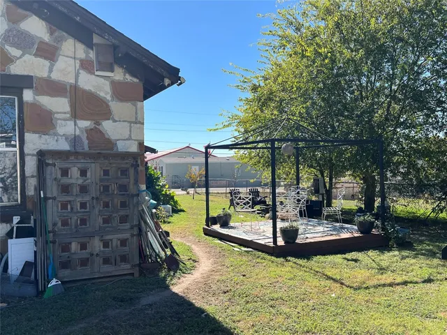 $235,000 | 204 Brewster Avenue, Florence, TX 76527