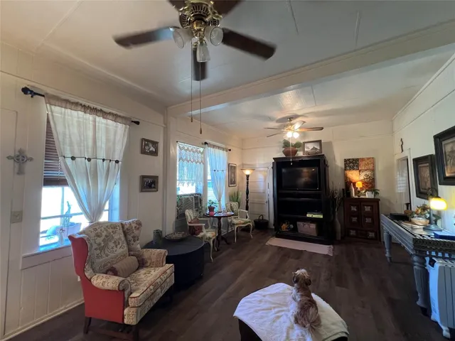 $235,000 | 204 Brewster Avenue, Florence, TX 76527