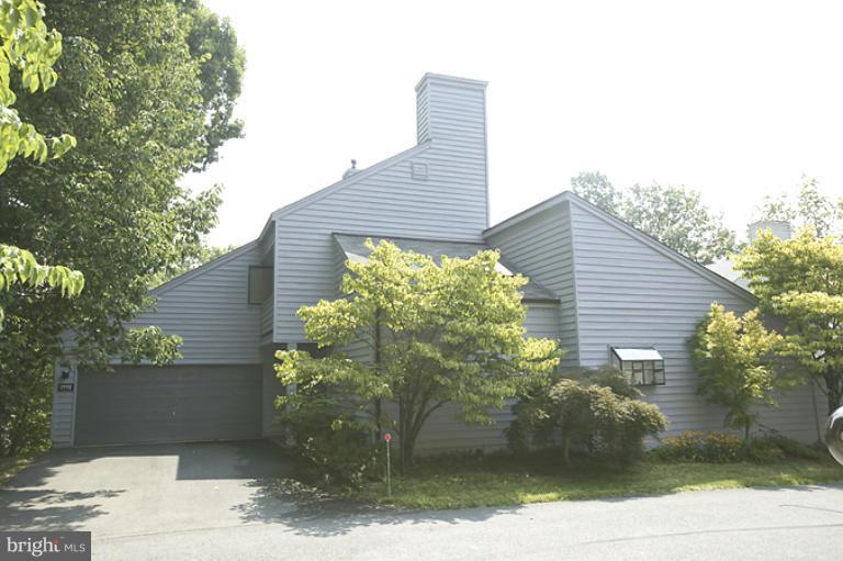 1998 Solaridge Court Reston, VA 20191 - Photo 1 of 1 Exterior (Main)