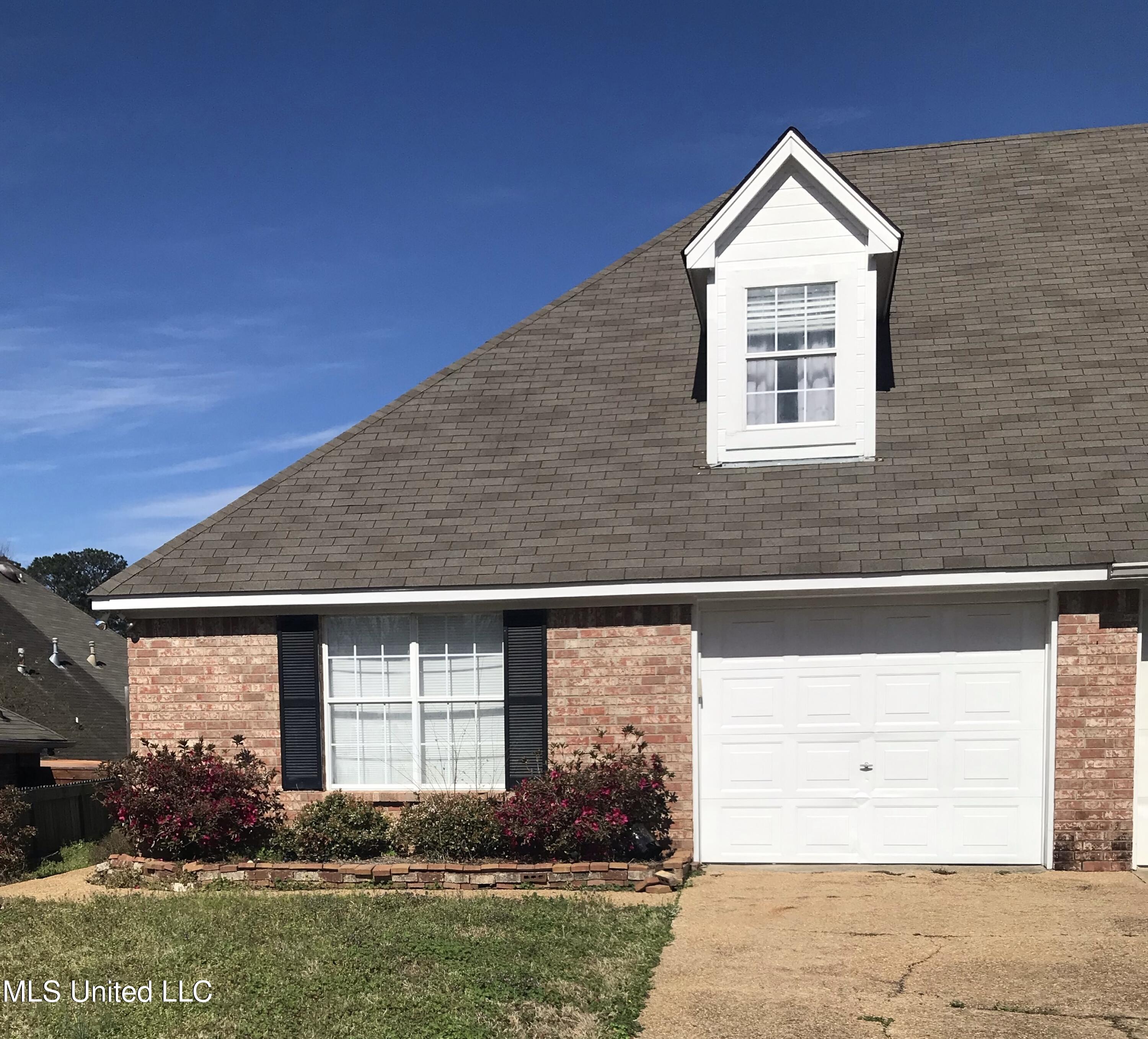 205 Kings Ridge Cove Brandon, MS 39042 - Photo 1 of 11 Front