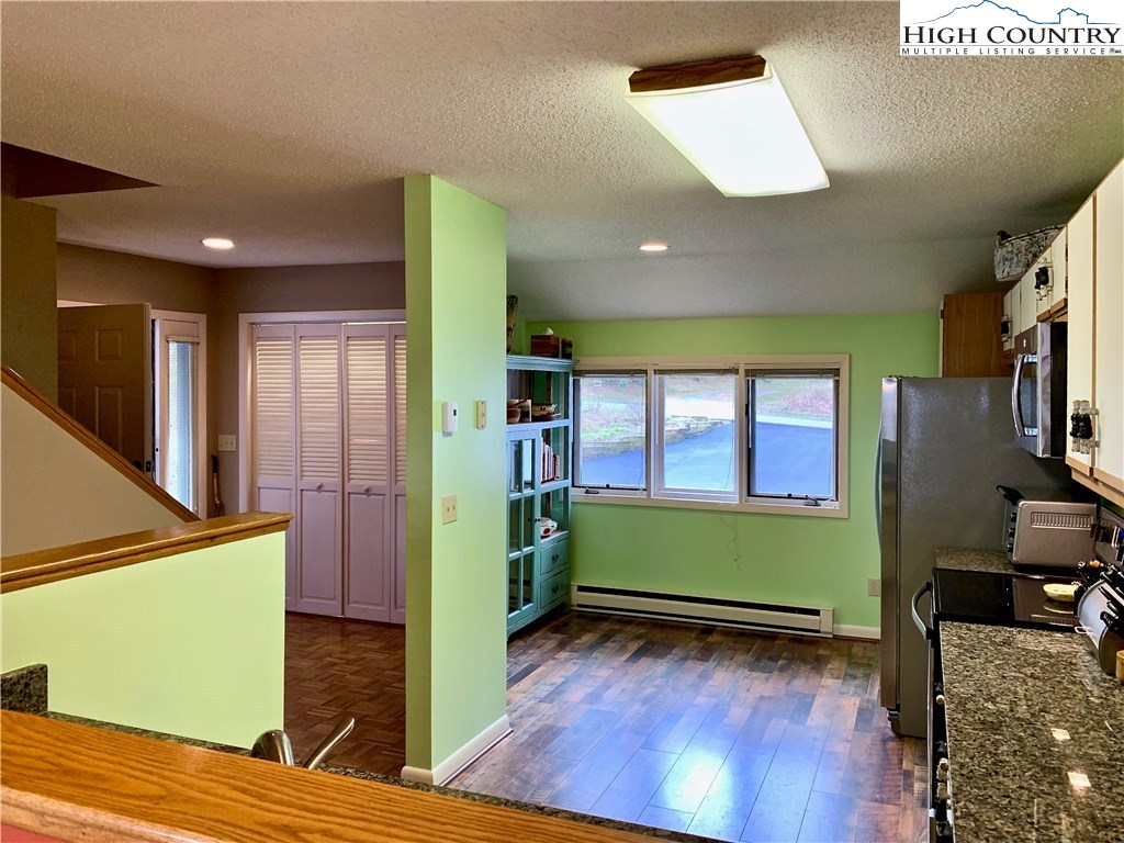 129 Knob Road, Unit 5 Blowing Rock, NC 28605 - Photo 9 of 49 Gallery Image 9
