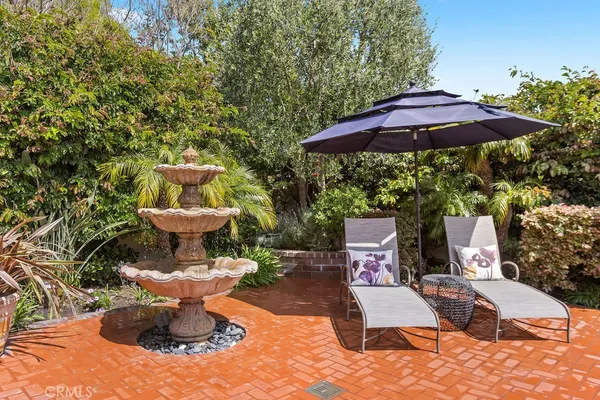 $2,985,000 | 30 Jetty Drive, Corona del Mar, CA 92625