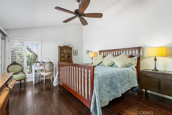 $2,985,000 | 30 Jetty Drive, Corona del Mar, CA 92625